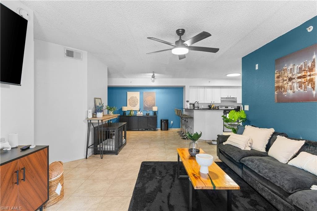8225 Ibis Club DR 204-4