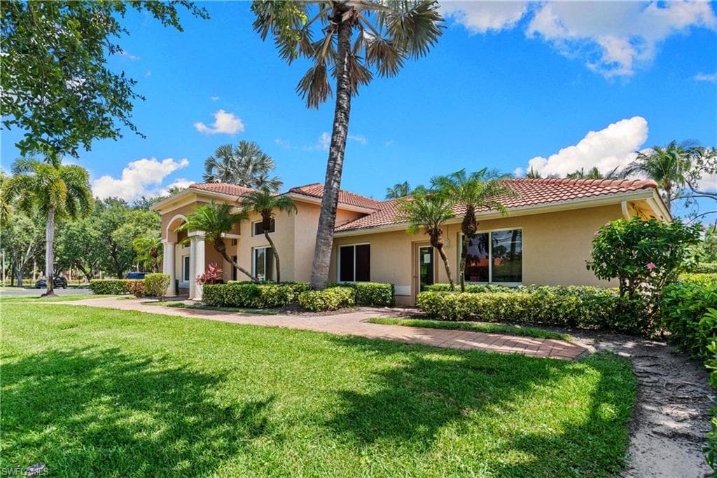 8225 Ibis Club DR 204-32