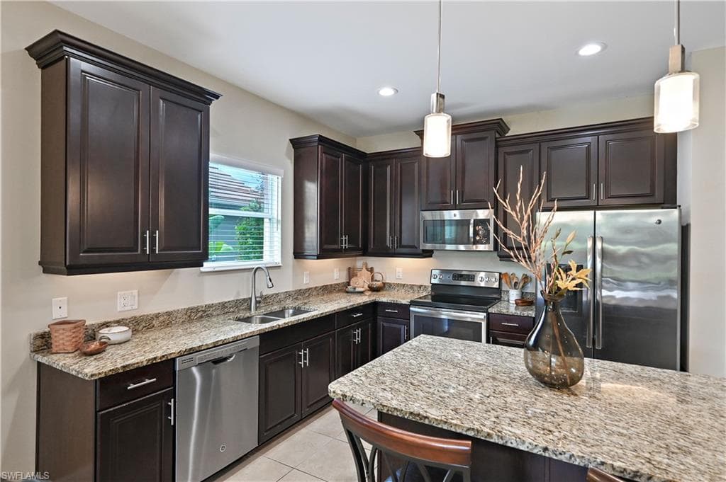 3571 Canopy CIR-22