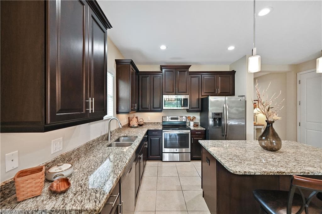 3571 Canopy CIR-23