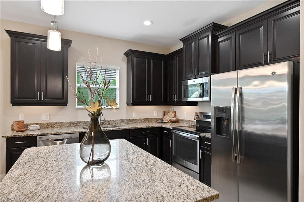 3571 Canopy CIR-28