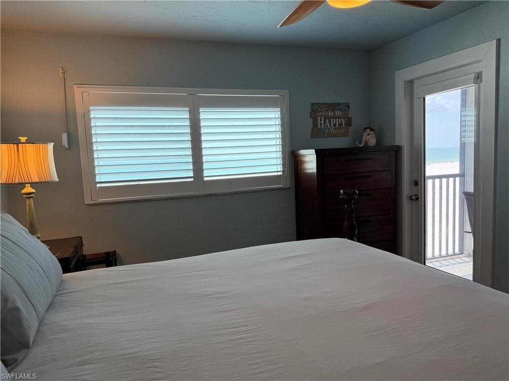 6400 Estero BLVD 403-4
