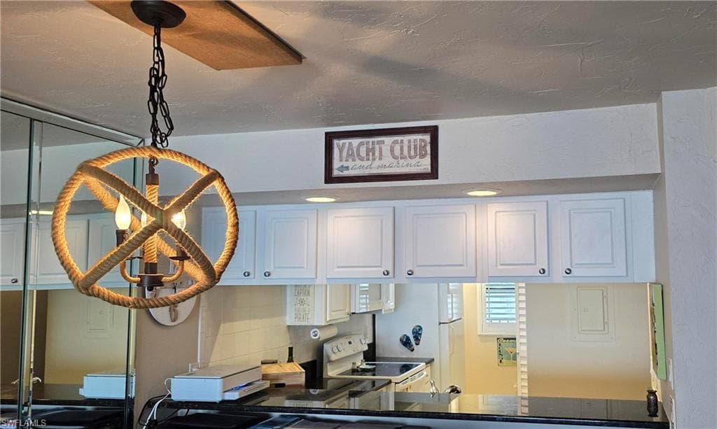 6400 Estero BLVD 403-8