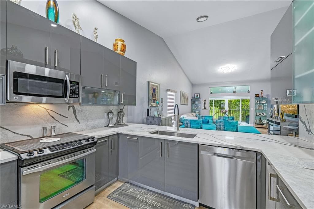 470 Country Hollow CT I201-9