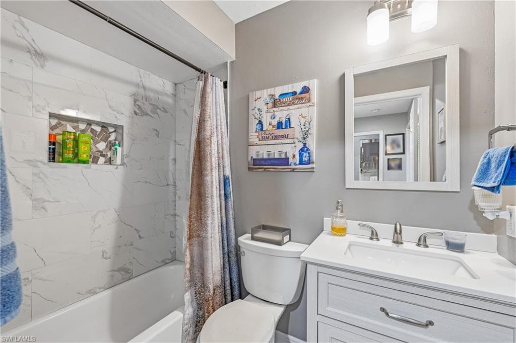 470 Country Hollow CT I201-10