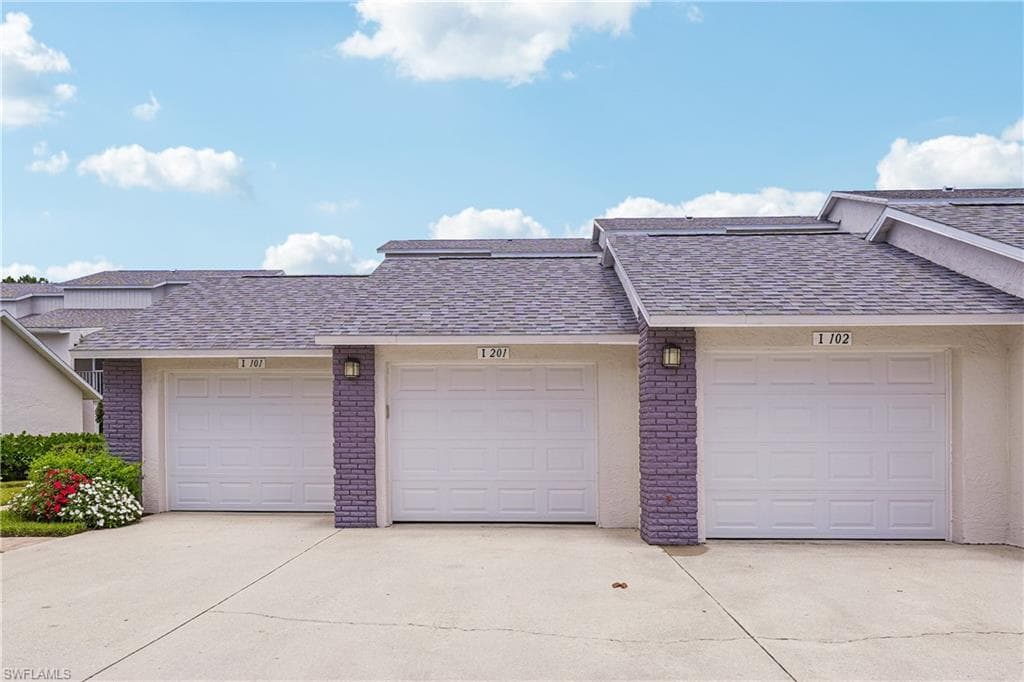 470 Country Hollow CT I201-24