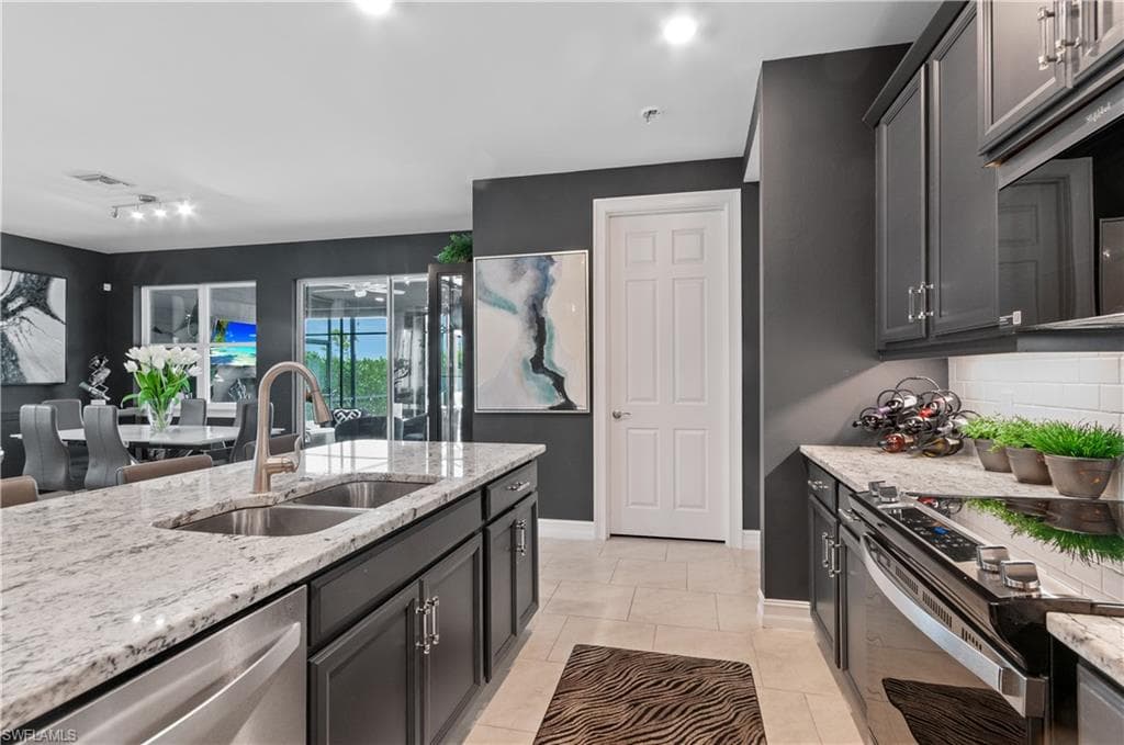 847 Stonewater Lake TER W-29