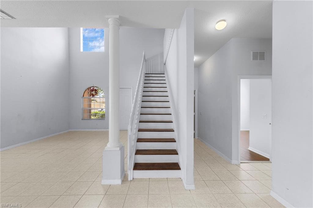 2727 Blue Cypress Lake CT-16