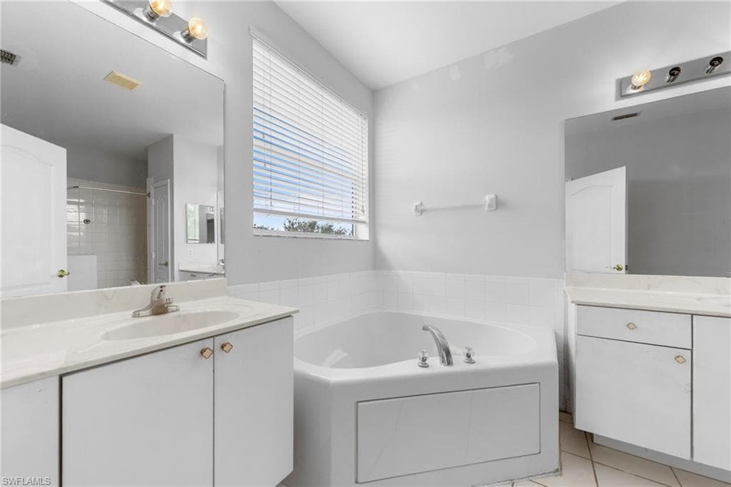 2727 Blue Cypress Lake CT-27
