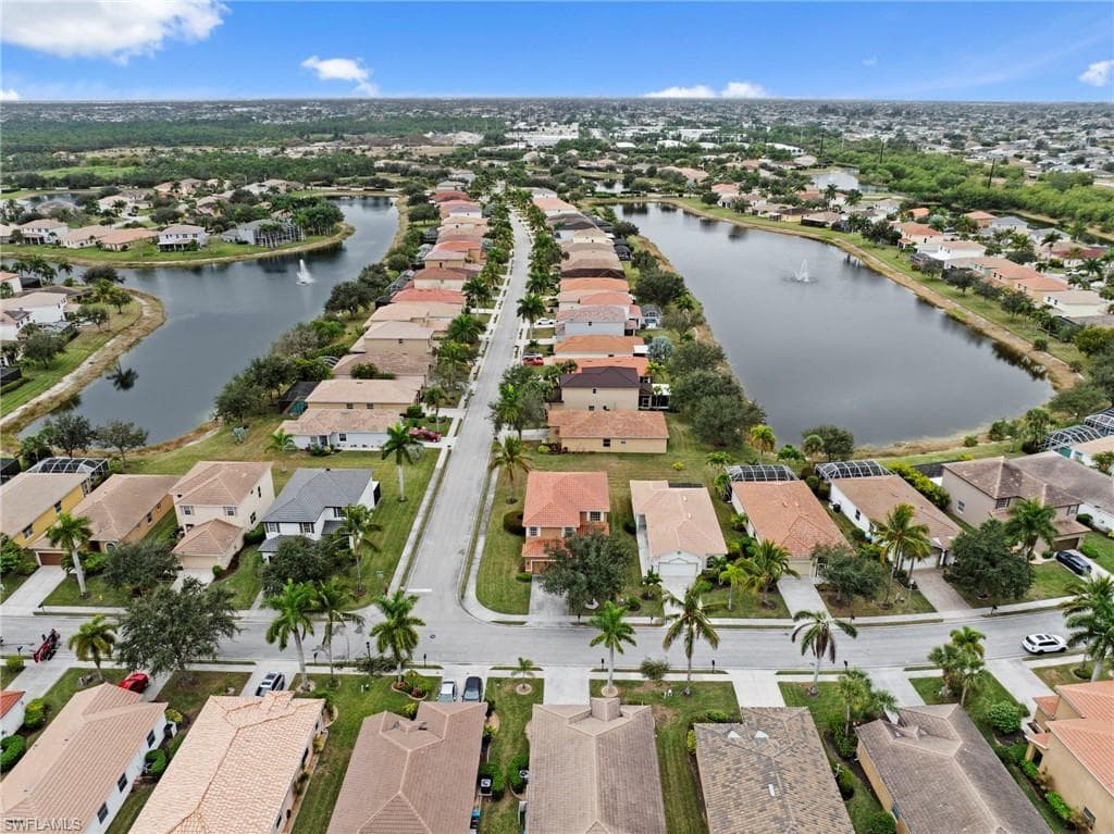2727 Blue Cypress Lake CT-33