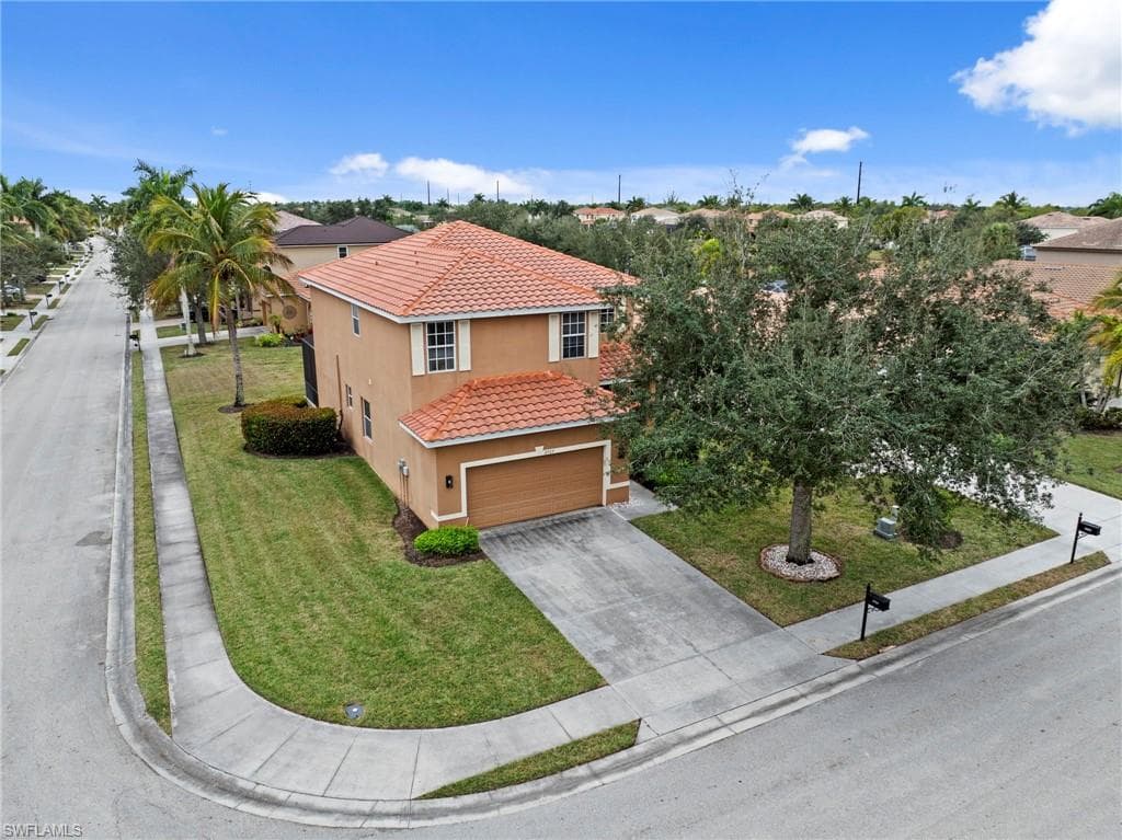 2727 Blue Cypress Lake CT-32
