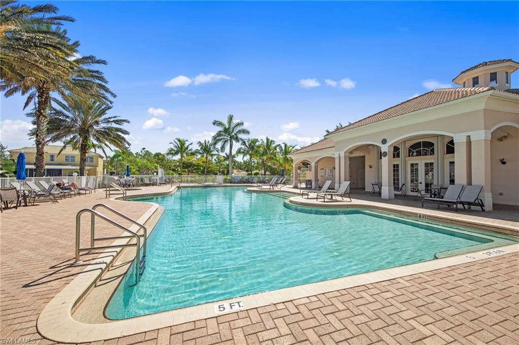 2727 Blue Cypress Lake CT-38