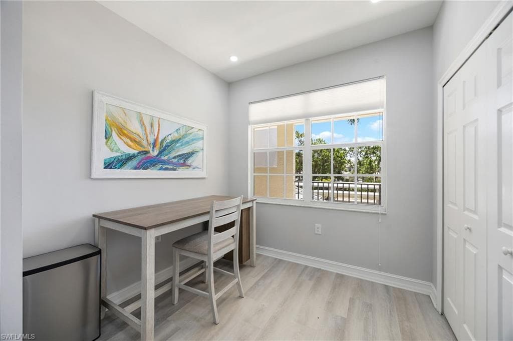 20930 Island Sound CIR 203-13