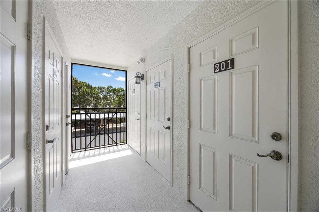20930 Island Sound CIR 203-16