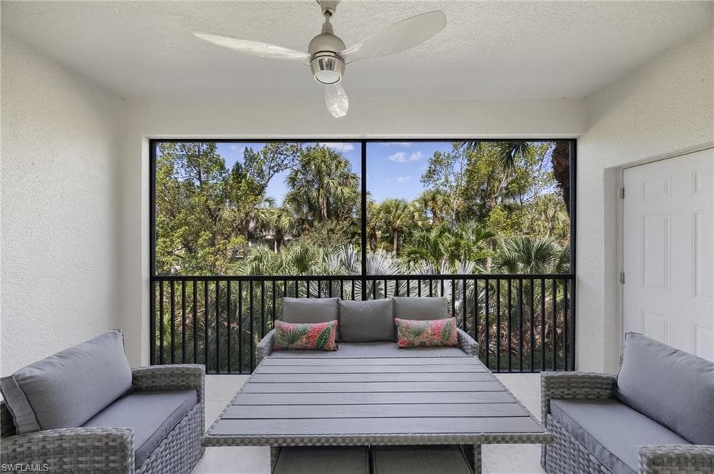 20930 Island Sound CIR 203-15