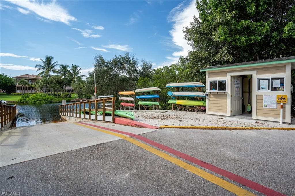 20930 Island Sound CIR 203-21
