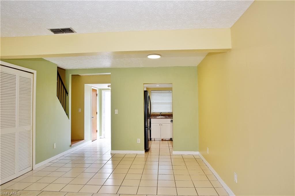 1123 SW 48th TER 102-9