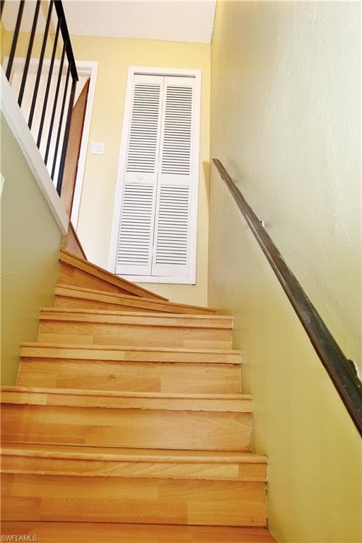 1123 SW 48th TER 102-13