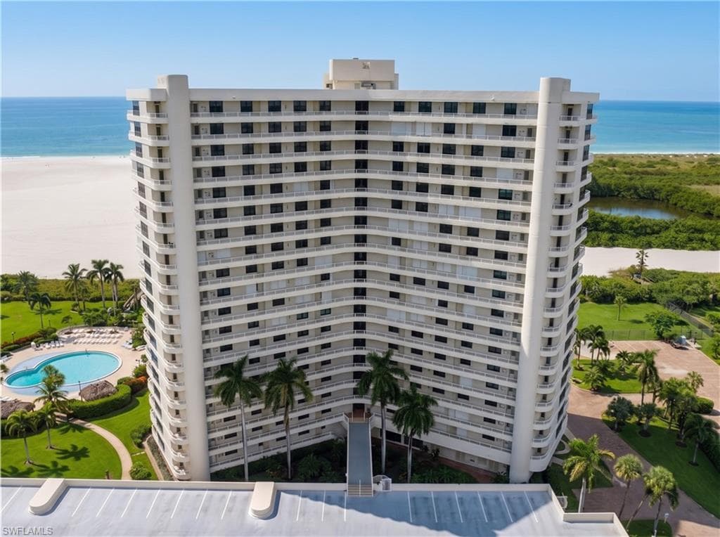 320 Seaview CT 608-21