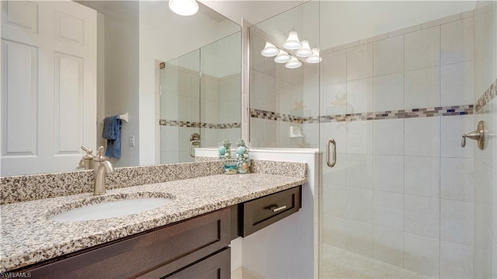 10230 Glastonbury CIR 202-12