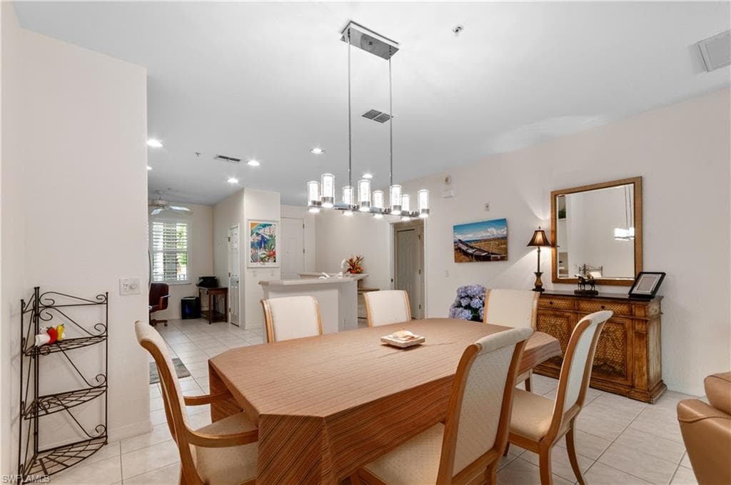 4853 Hampshire CT 105-10