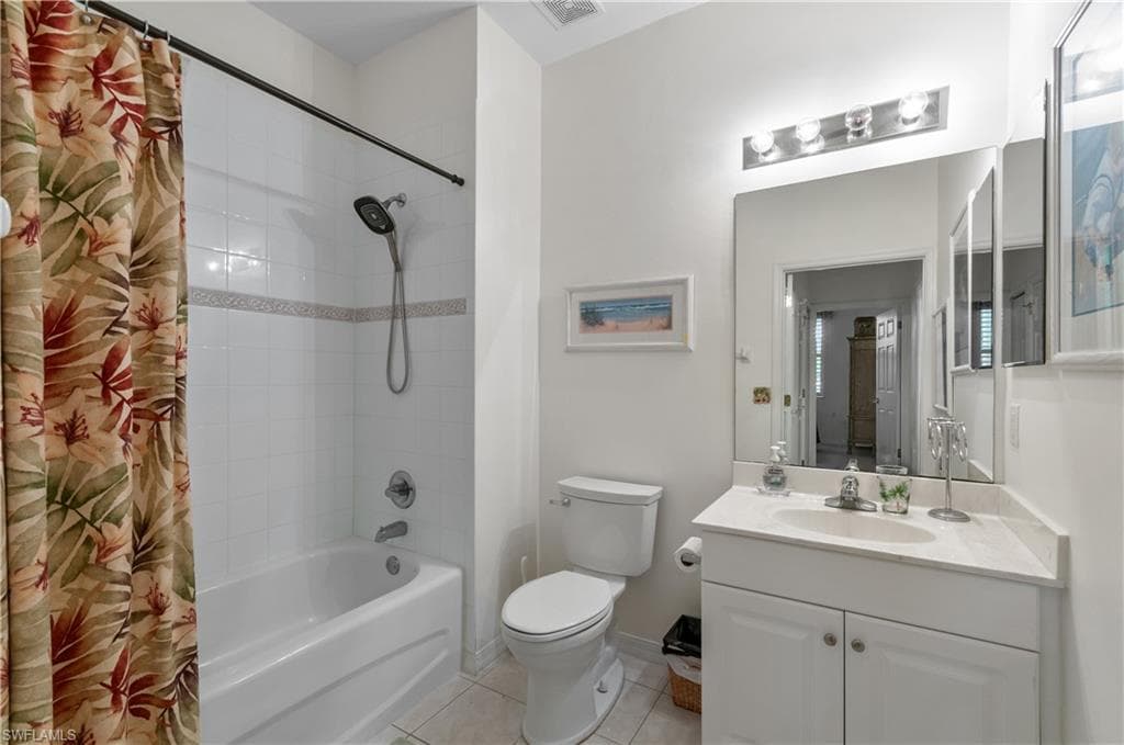 4853 Hampshire CT 105-24