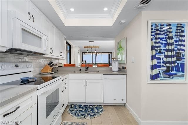 8400 Estero BLVD 501-1