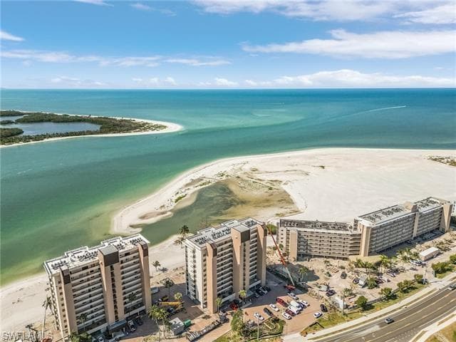 8400 Estero BLVD 501-16