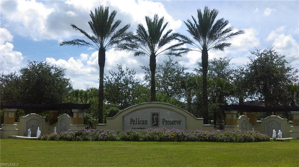 10518 Avila CIR-35