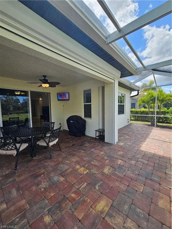 10518 Avila CIR-9