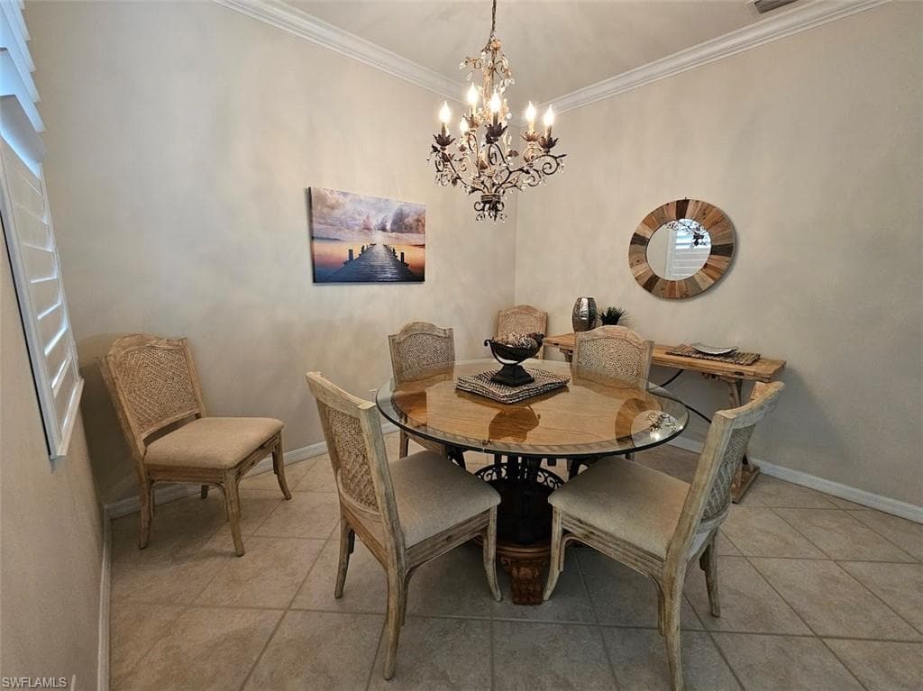 10518 Avila CIR-13