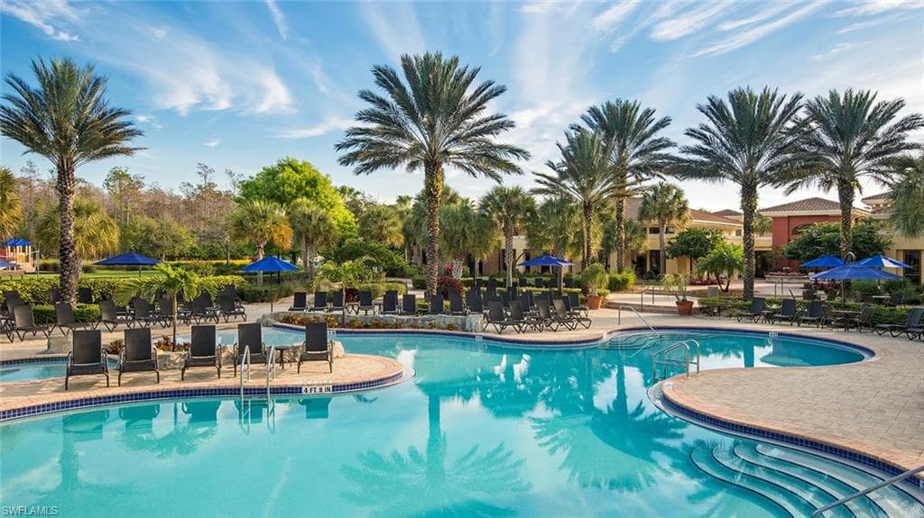 10518 Avila CIR-49