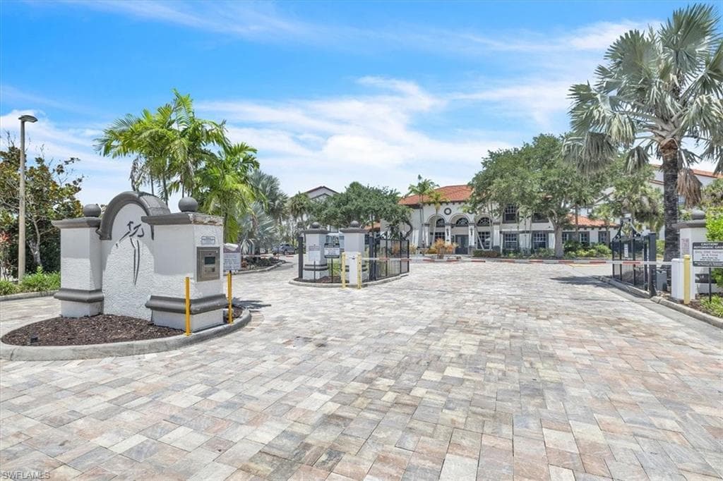 7940 Preserve CIR 916-22
