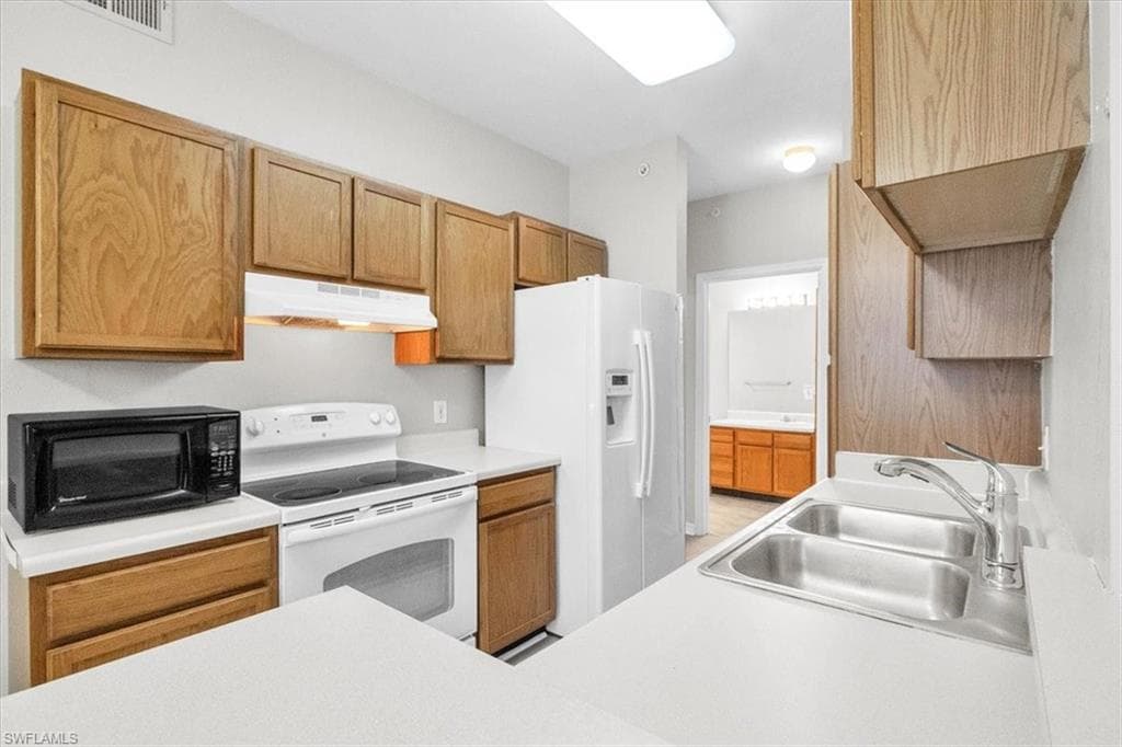 7940 Preserve CIR 916-8