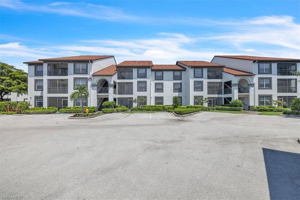 7940 Preserve CIR 916-18