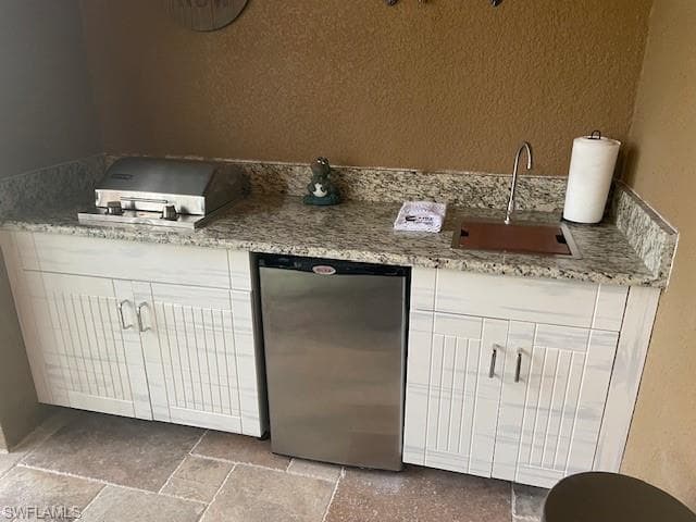 1137 Winding Pines CIR 203-14