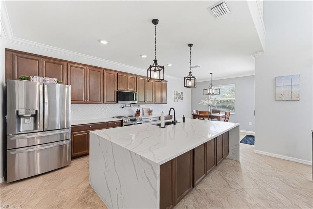 2175 Vermont LN-13