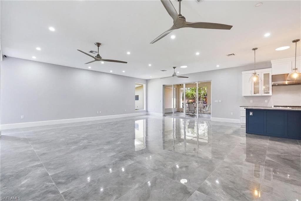 4837 Tarpon AVE-7