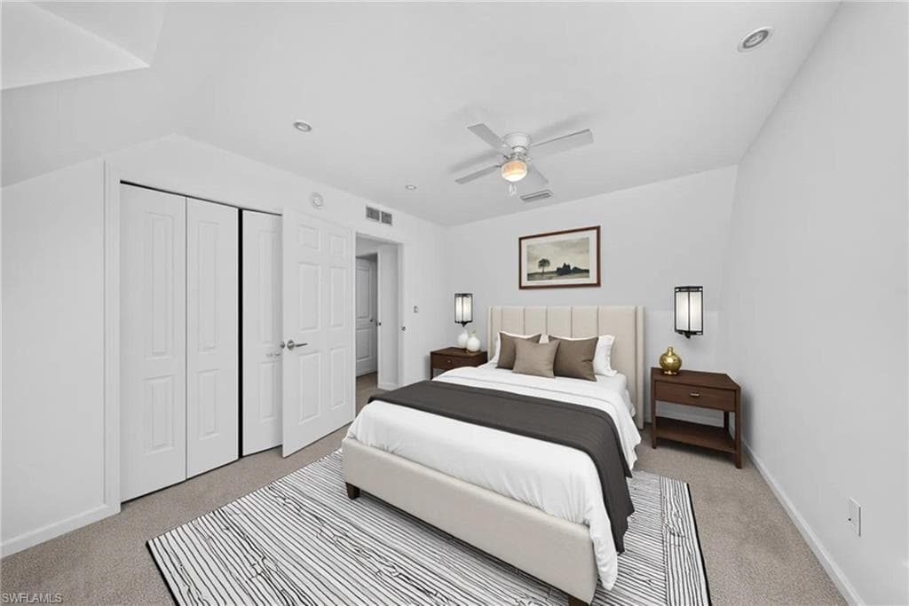 250 Leawood CIR-21