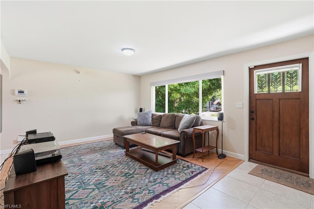 1316 Rordon AVE-6