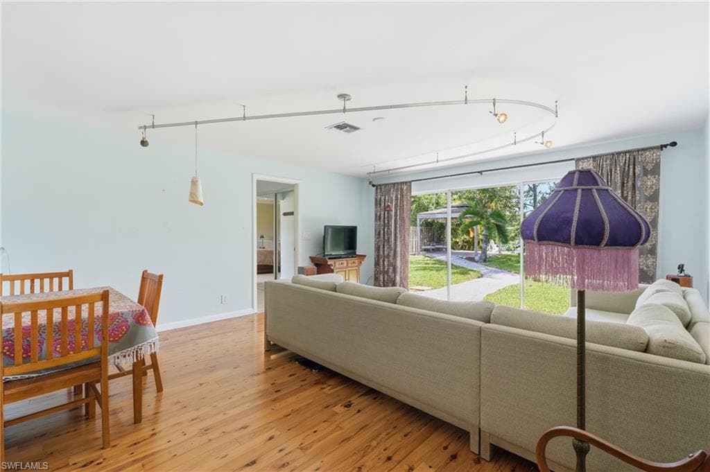 1316 Rordon AVE-14