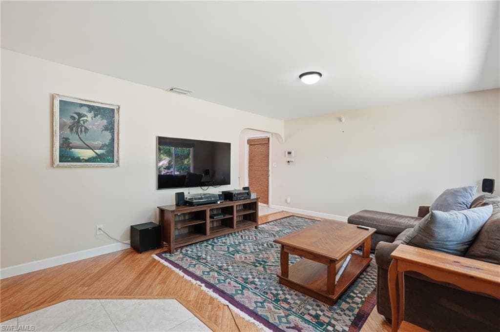1316 Rordon AVE-7