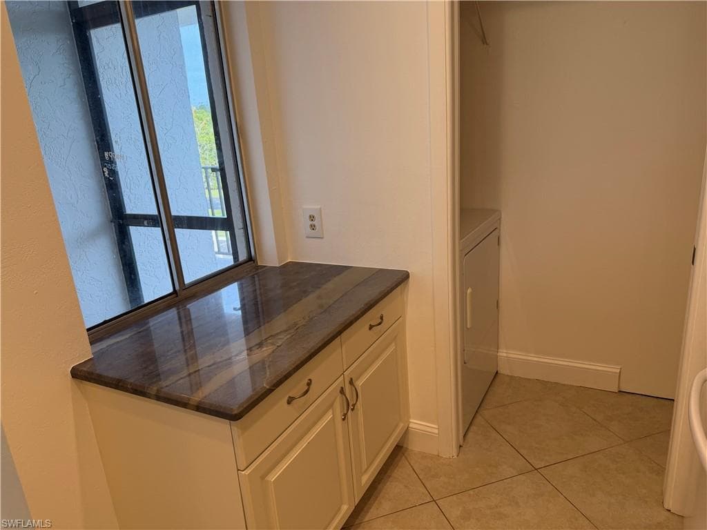 25806 Cockleshell DR C 313-21