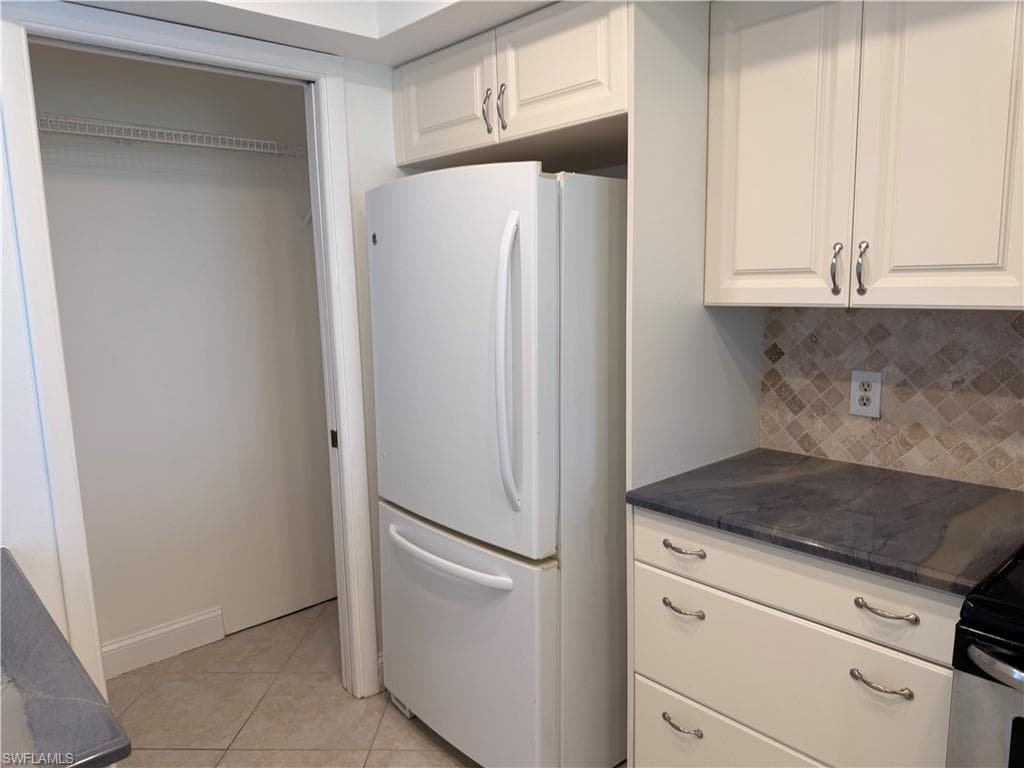 25806 Cockleshell DR C 313-10