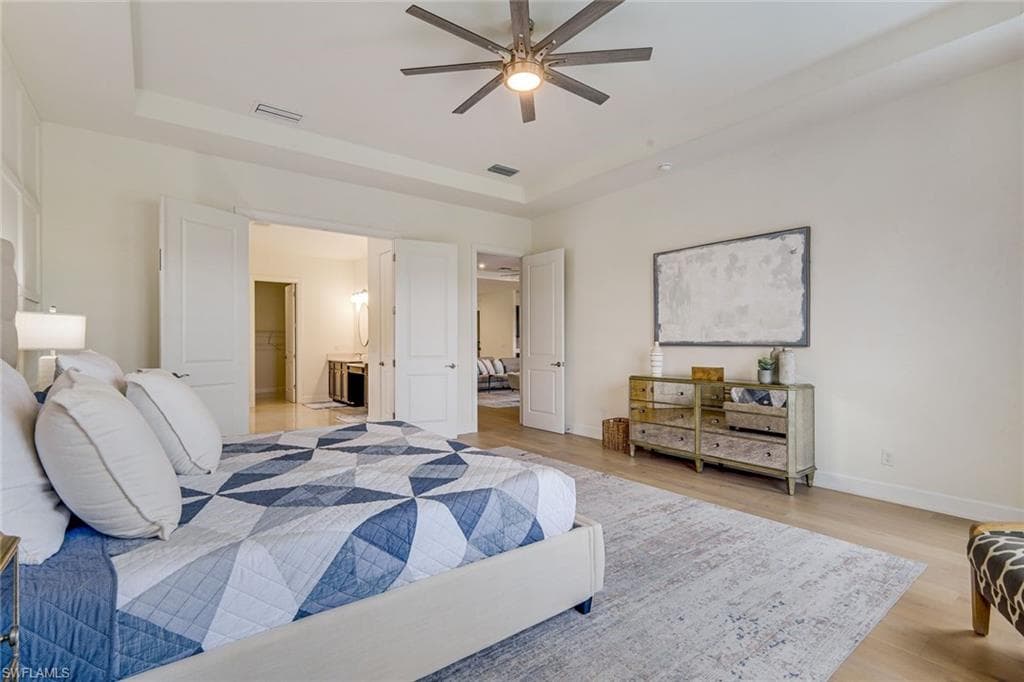 11110 Canal Grande DR-13