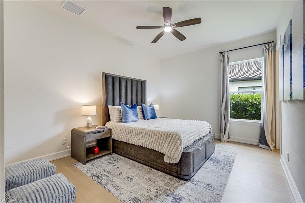 11110 Canal Grande DR-17