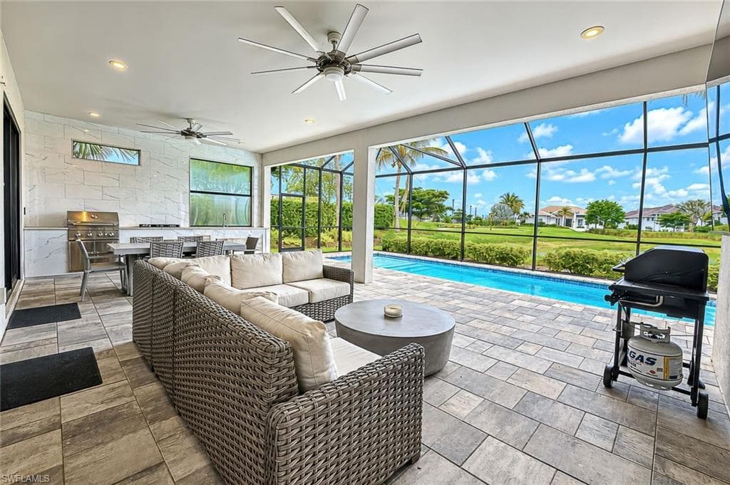 11110 Canal Grande DR-22
