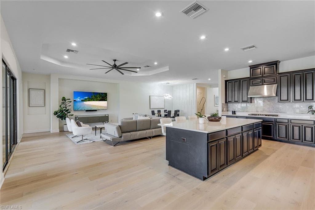 11110 Canal Grande DR-7