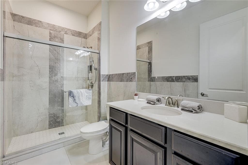 11110 Canal Grande DR-20
