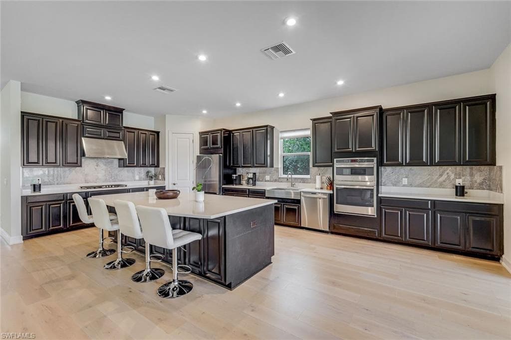 11110 Canal Grande DR-9